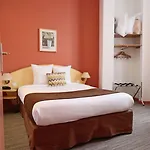 Hotell Logis-hotel Des Oliviers