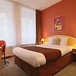 Hotell Logis-hotel Des Oliviers 2*