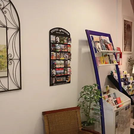 Hotel Logis-hôtel Des Oliviers Thionville