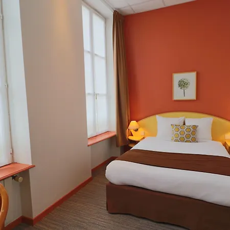 Szálloda Logis-hotel Des Oliviers Thionville