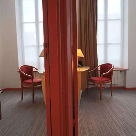 Szálloda Logis-hotel Des Oliviers 2*