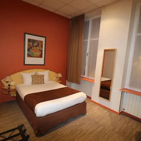 Logis-hotel Des Oliviers Szálloda 2*