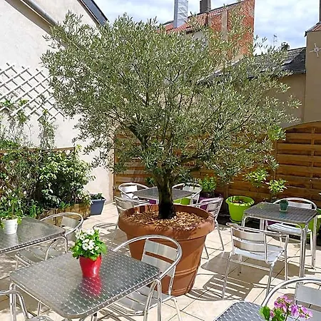 Logis-hôtel Des Oliviers Hotel