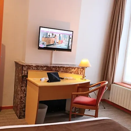 Logis-hotel Des Oliviers Szálloda 2*