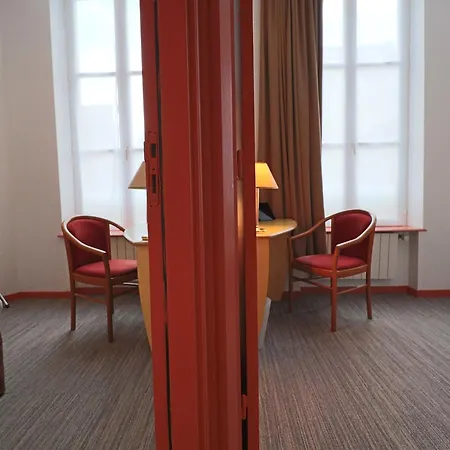 Szálloda Logis-hotel Des Oliviers 2*