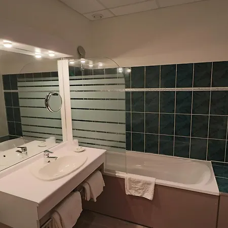 Hotel Logis-hôtel Des Oliviers 2*