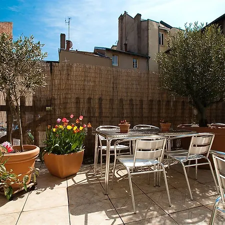 Logis-hôtel Des Oliviers