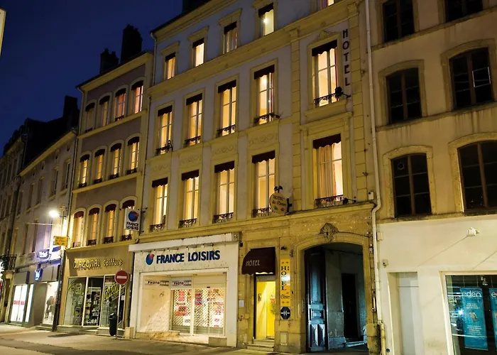 Hotel Logis-hotel Des Oliviers