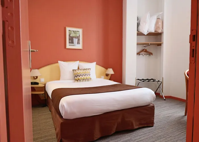 Hotel Logis-hôtel Des Oliviers Thionville