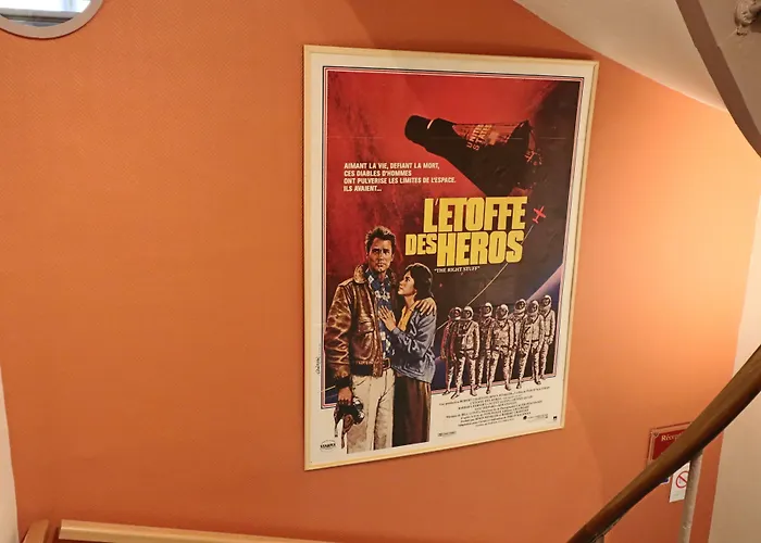 Logis-hotel Des Oliviers Hotel 2*