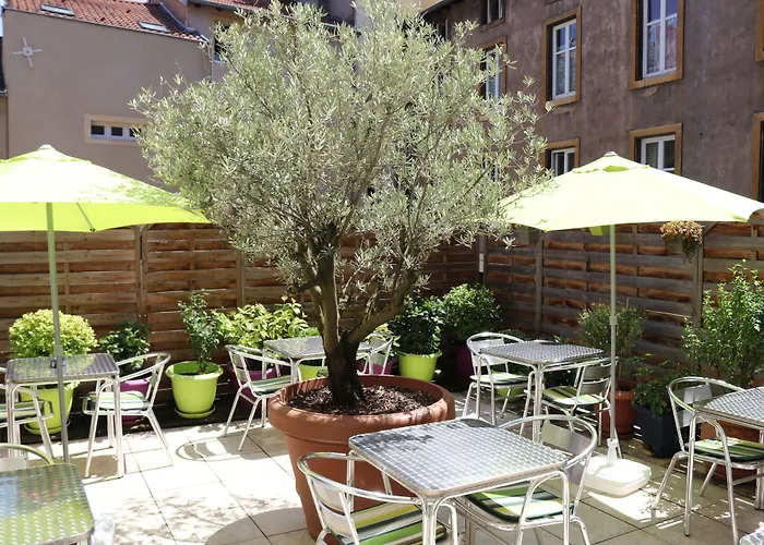 Hotel Logis-hôtel Des Oliviers Thionville