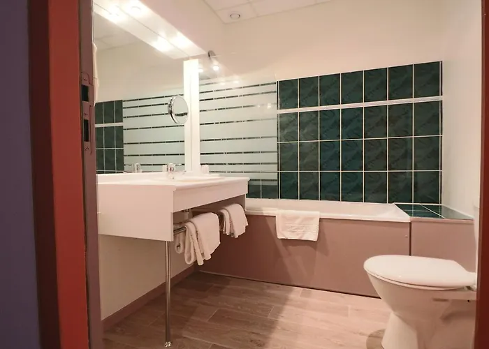 Logis-hotel Des Oliviers Τιονβίλ